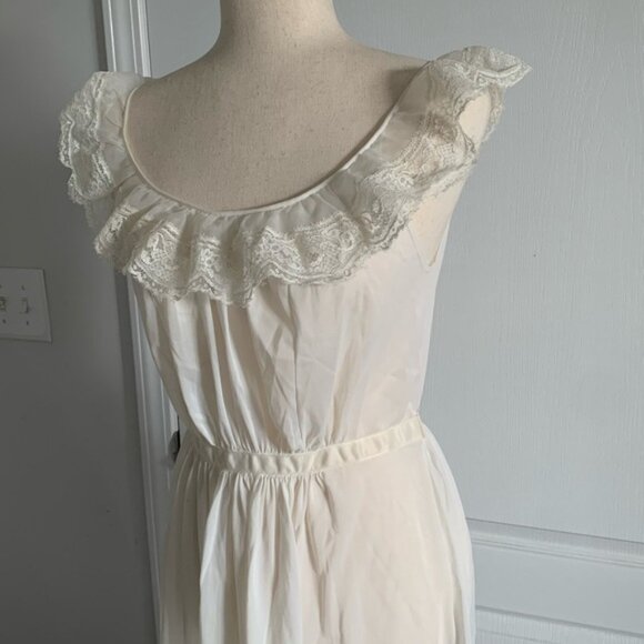 Vintage Roger’s 50s lace slip lingerie - Picture 6 of 16